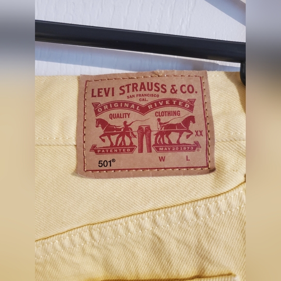 NWT levis cropped pants 29x28 - Picture 9 of 10